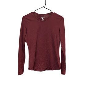Segments wool base layer top women S burgundy crewneck long sleeve layering